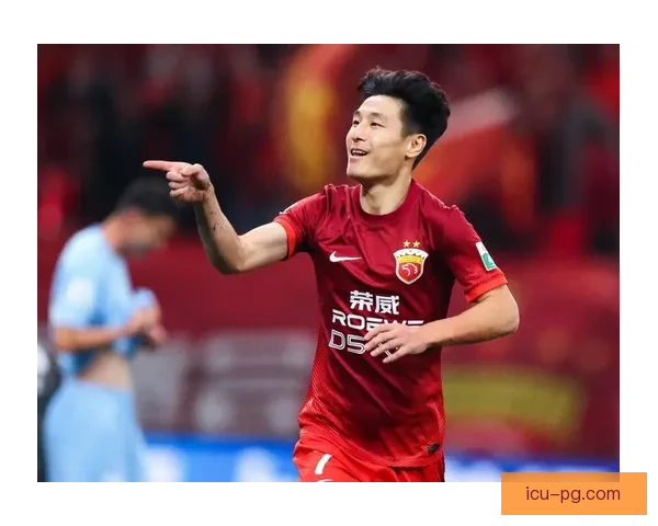 上海海港二零二五赛季再夺中超冠军武磊金靴闪耀书写卫冕传奇新篇 上海海港二零二五赛季再夺中超冠军武磊金靴闪耀书写卫冕传奇新篇